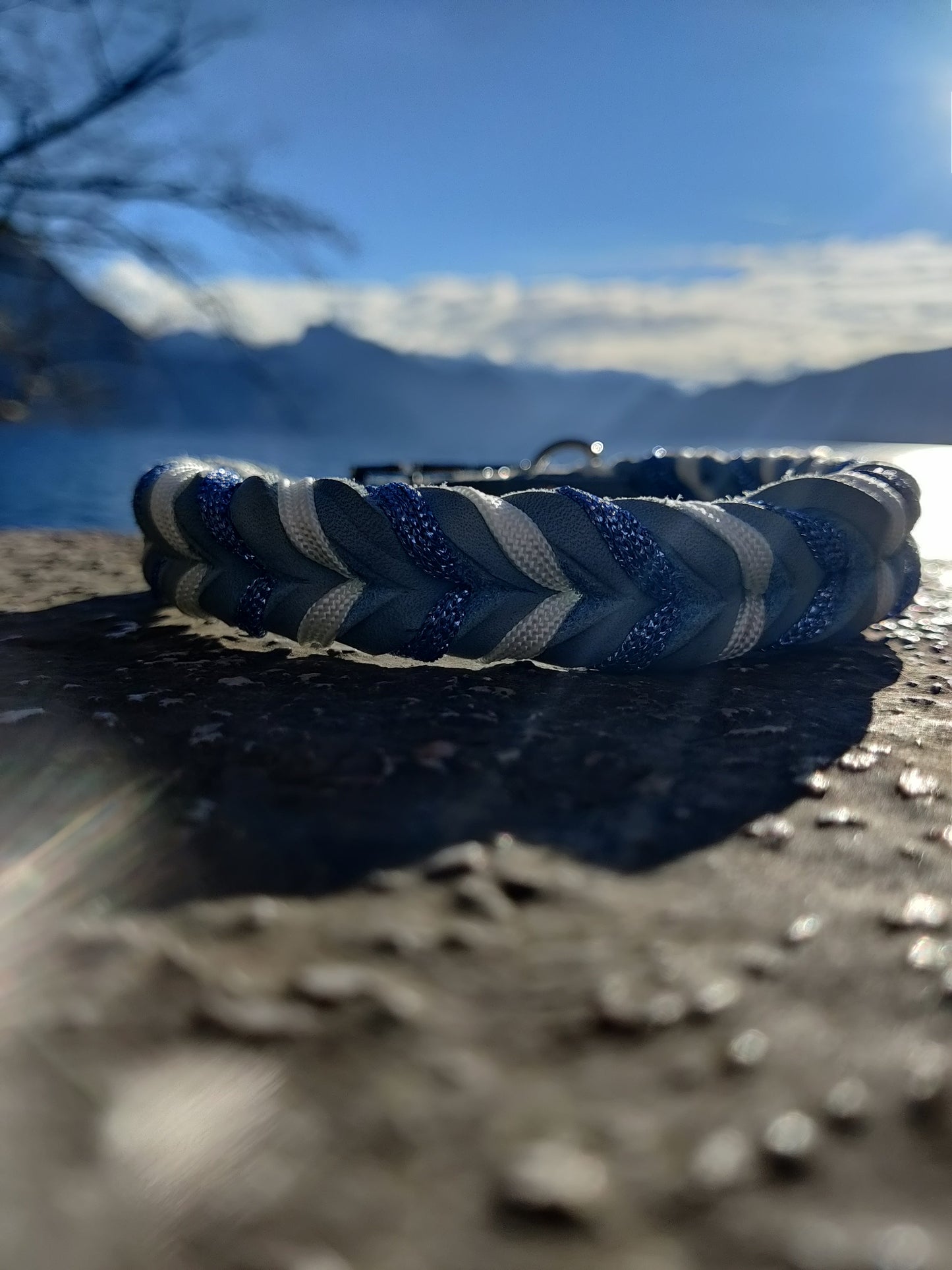 Halsband "Leder küsst Schneekristall"